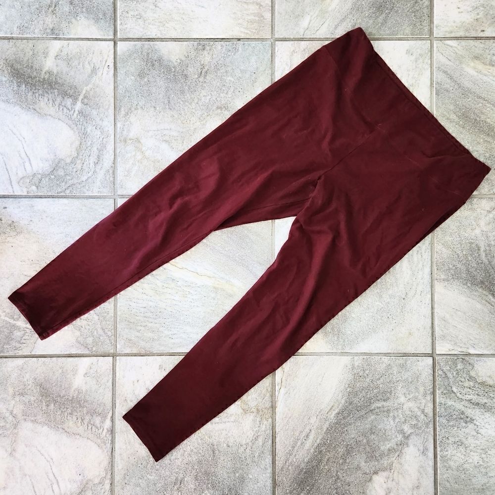 Wild Fable Burgundy Stretchy Opaque Leggings Size XL